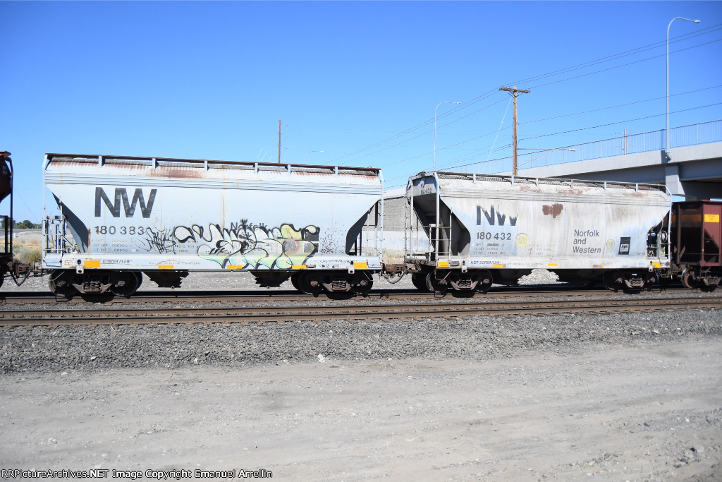 Norfolk & Western Hoppers